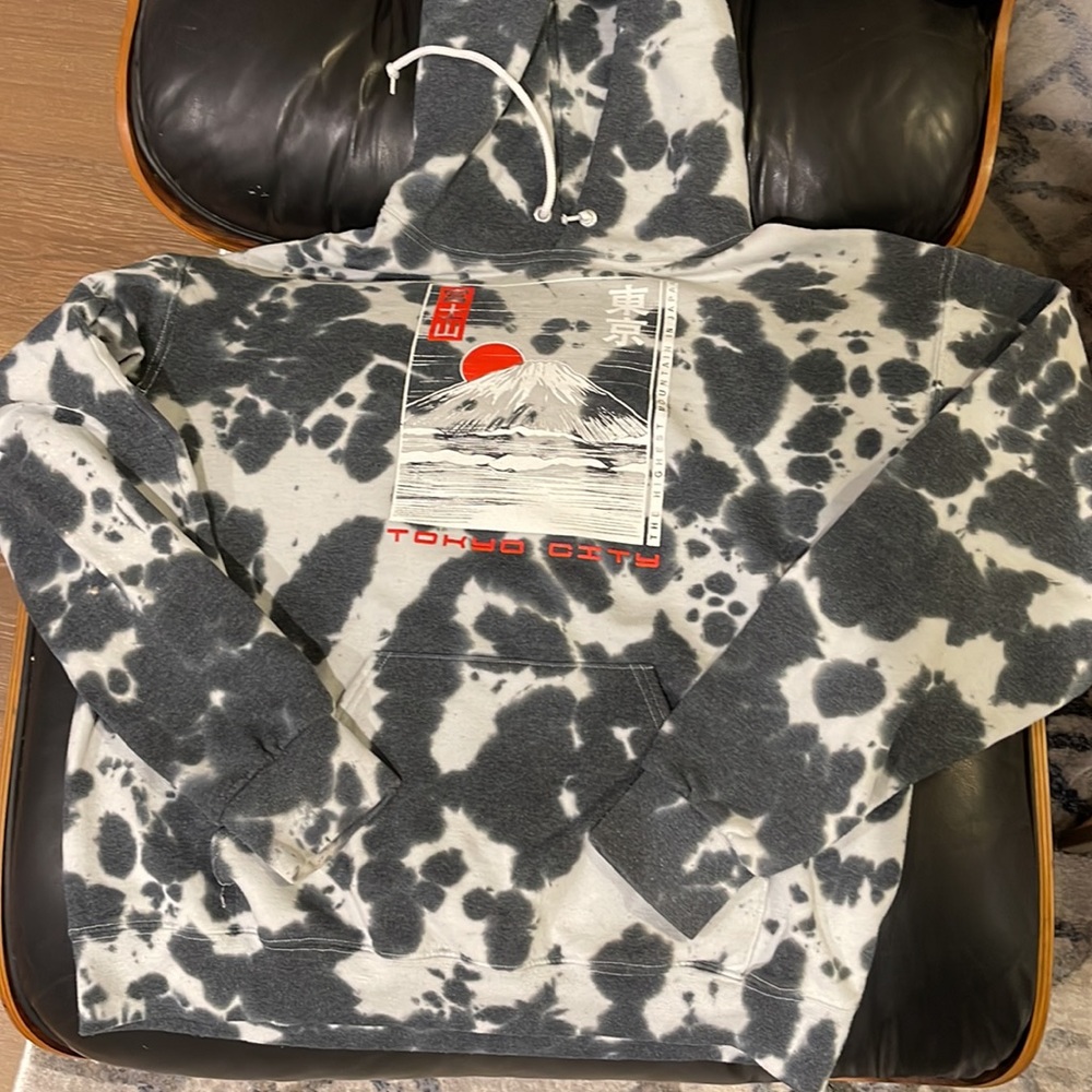 Bowery Supply Co - Asian inspired Tokyo Japan hoodie sz M